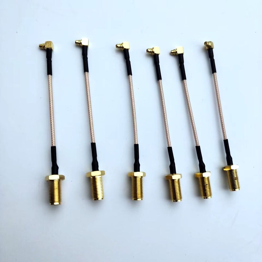 SMA to Right-Angle MMCX Cable