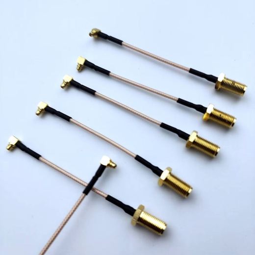 SMA to Right-Angle MMCX Cable